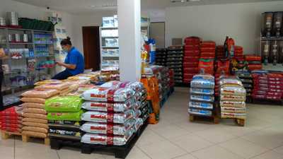 De portas abertas em Laranjeiras do Sul a BRN AgroveterinÃ¡ria